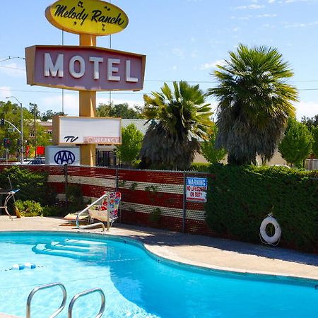 פאסו רובלס Melody Ranch Motel מראה חיצוני תמונה